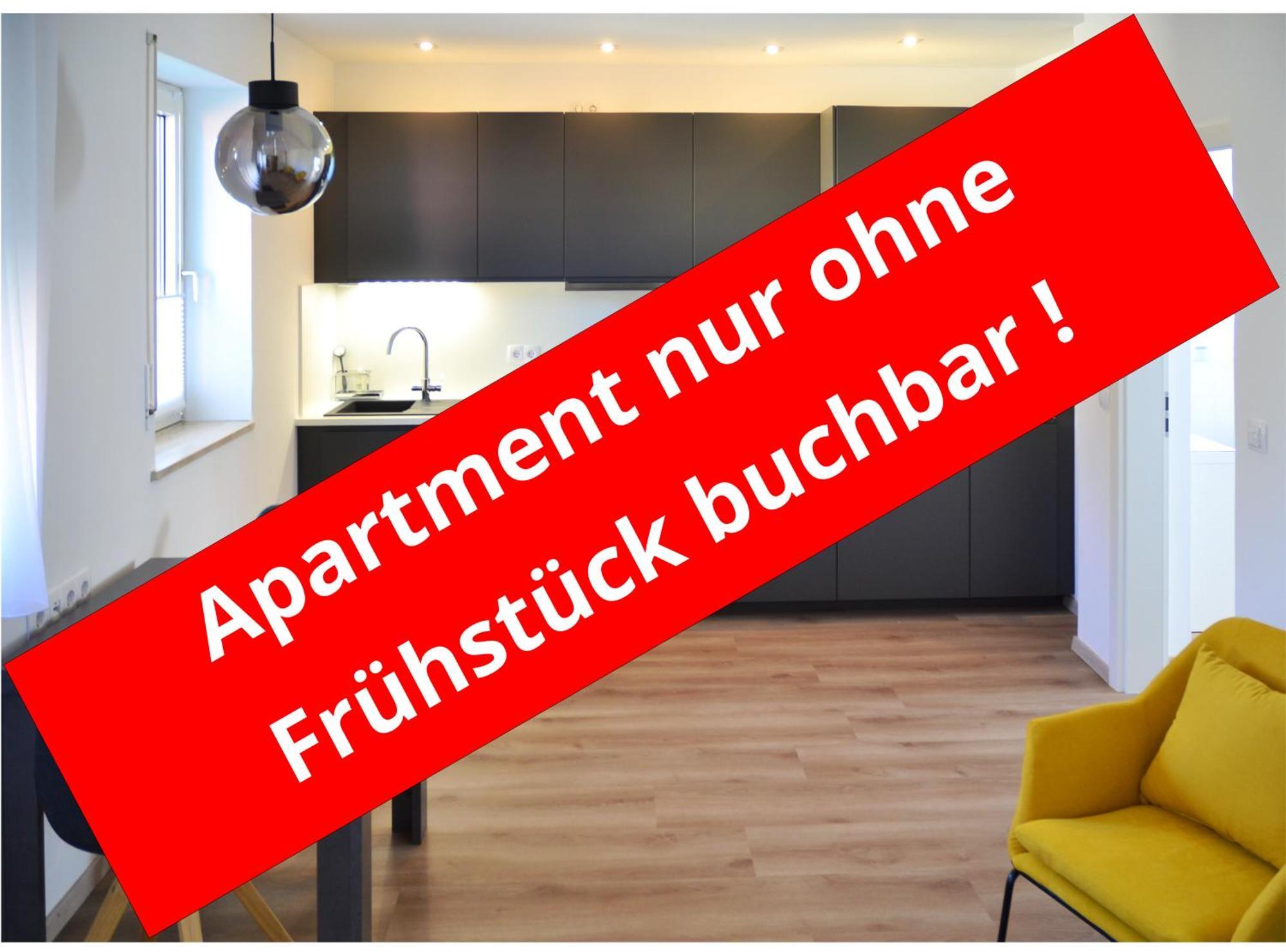 Hotel-Garni 'Zum Weinkrug' ซอมเมอร์เฮาเซน ภายนอก รูปภาพ